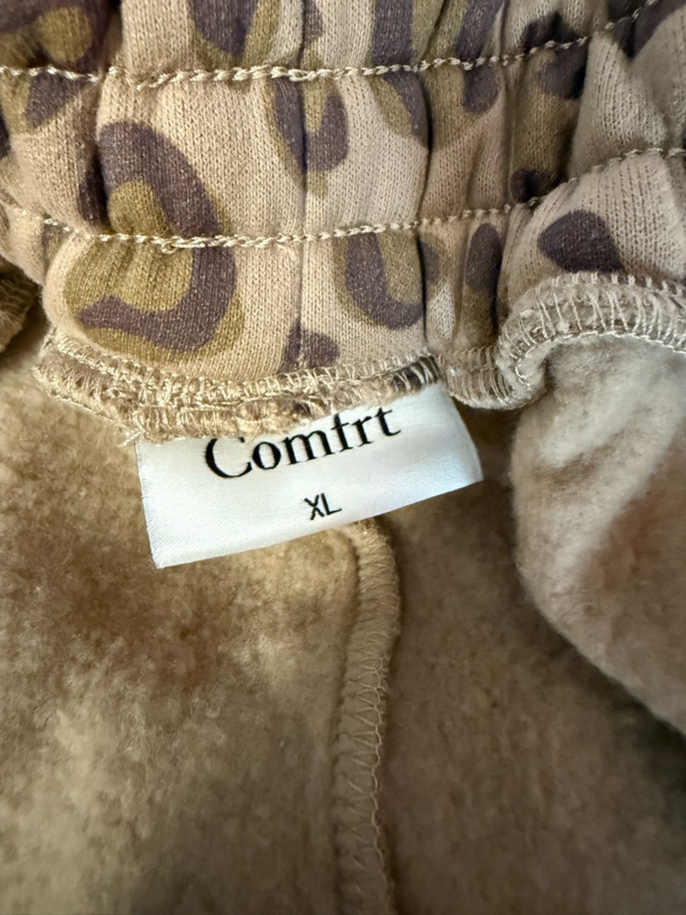 Comfrt Signature Leopard Print Fleece Lounge Pants XL - Picture 3 of 6